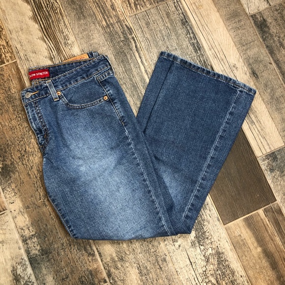 Levis 518 Superlow Stretch Bootcut Size 11 JR S - Picture 1 of 9